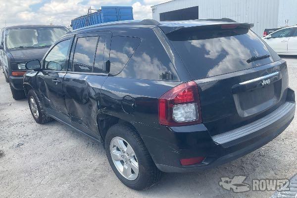 Photo of 2014 Jeep Compass