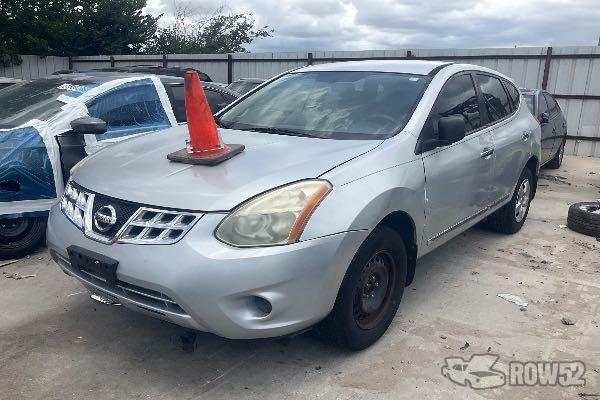 Photo of 2011 Nissan Rogue