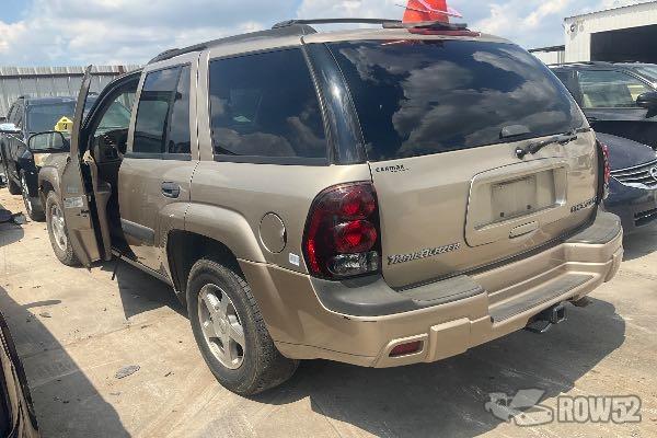 Photo of 2004 Chevrolet Trailblazer