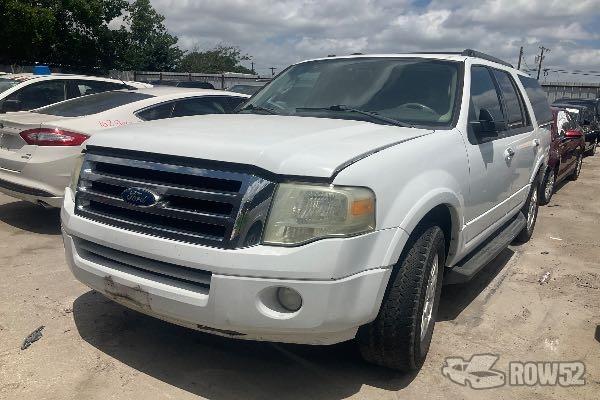 Photo of 2011 Ford Expedition