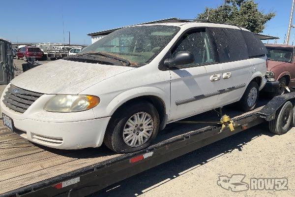Photo of 2006 Chrysler Town & Country