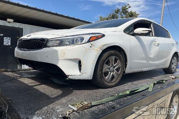 Photo of 2017 Kia Forte 5-Door