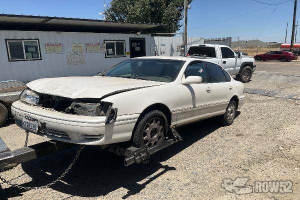 Photo of 1999 Toyota Avalon