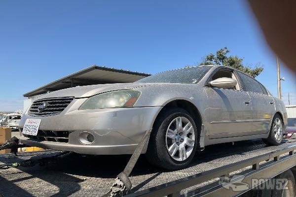 Photo of 2005 Nissan Altima