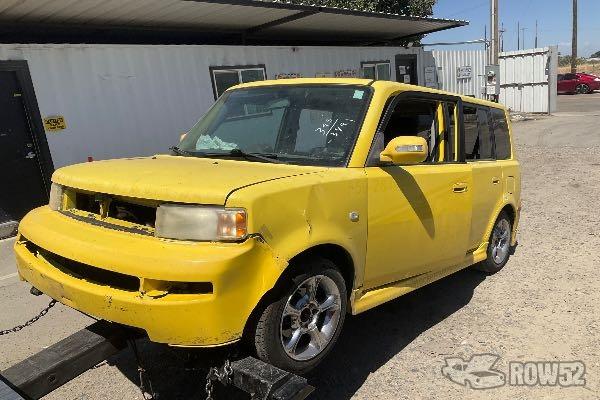 Photo of 2005 Scion xB