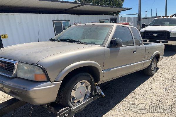 Photo of 2003 GMC Sonoma