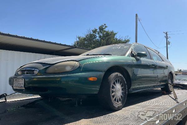 Photo of 1999 Mercury Sable Wagon