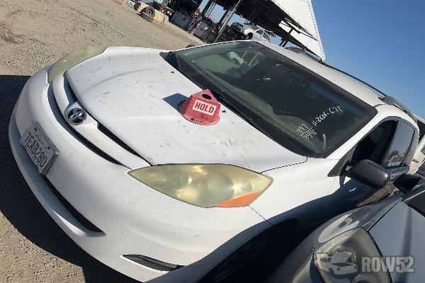 Photo of 2006 Toyota Sienna