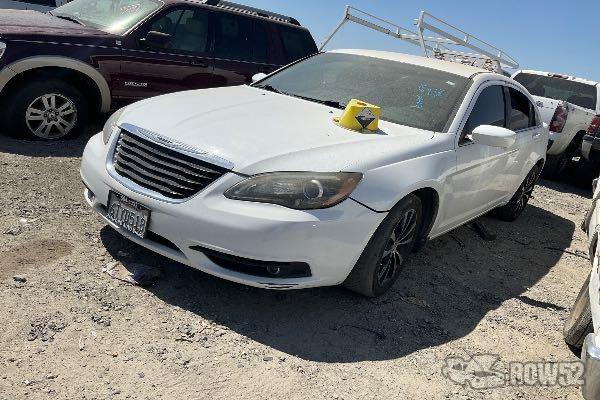 Photo of 2011 Chrysler 200