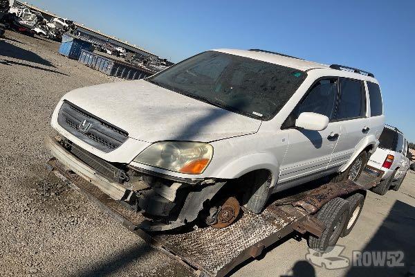 Photo of 2004 Honda Pilot