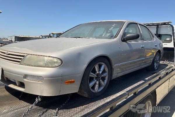 Photo of 1997 Nissan Altima