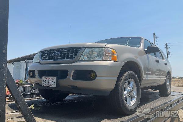 Photo of 2004 Ford Explorer