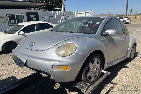 Photo of 2001 Volkswagen New Beetle