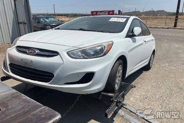 Photo of 2015 Hyundai Accent