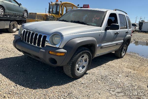 Photo of 2004 Jeep Liberty