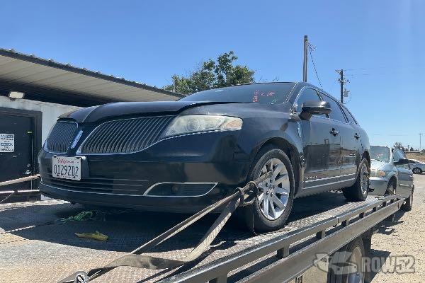 Photo of 2013 Lincoln MKT