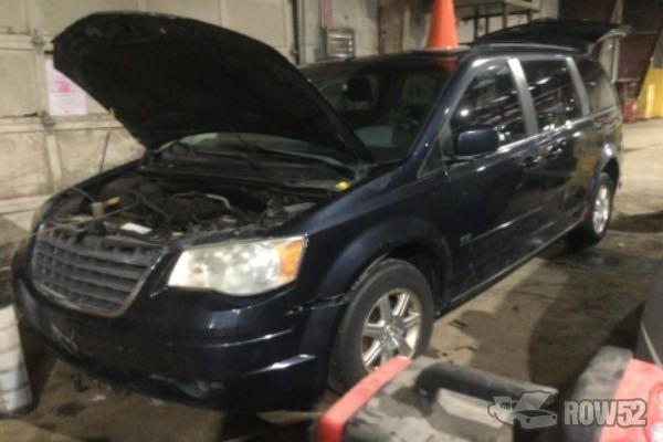 Photo of 2008 Chrysler Town & Country