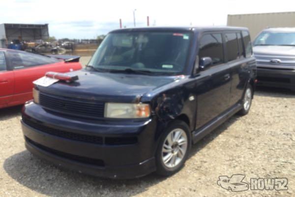 Photo of 2005 Scion xB