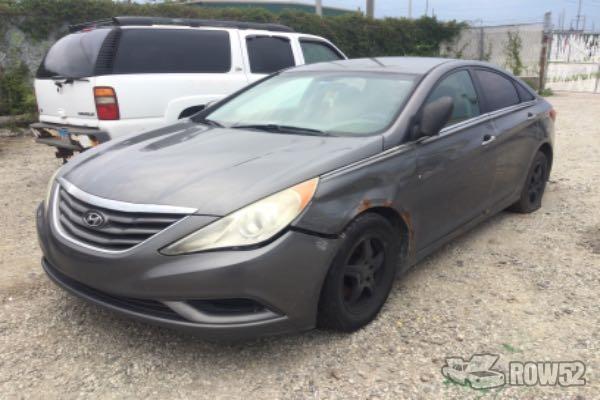 Photo of 2011 Hyundai Sonata