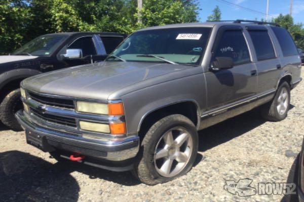 Photo of 1999 Chevrolet Tahoe