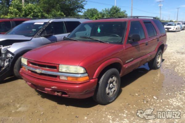 Photo of 2004 Chevrolet Blazer