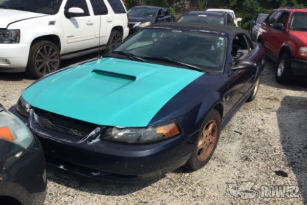 Photo of 2001 Ford Mustang