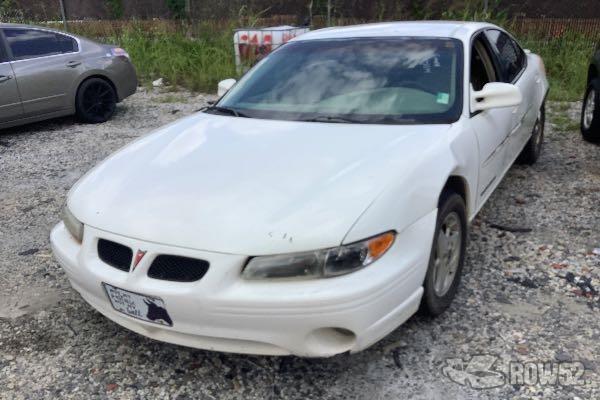 Photo of 2003 Pontiac Grand Prix