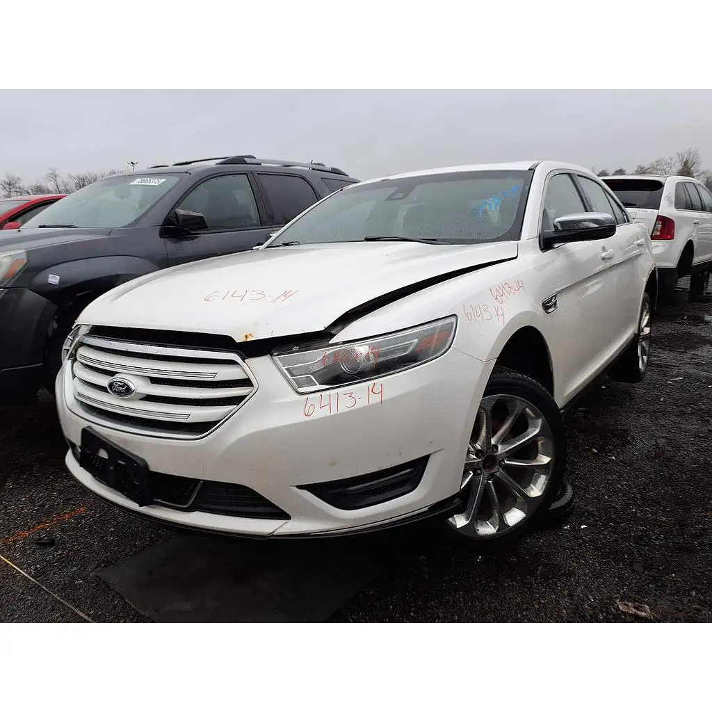 Photo of 2014 Ford Taurus