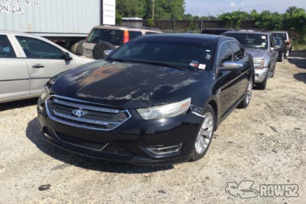 Photo of 2013 Ford Taurus