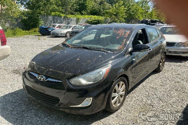 Photo of 2013 Hyundai Accent
