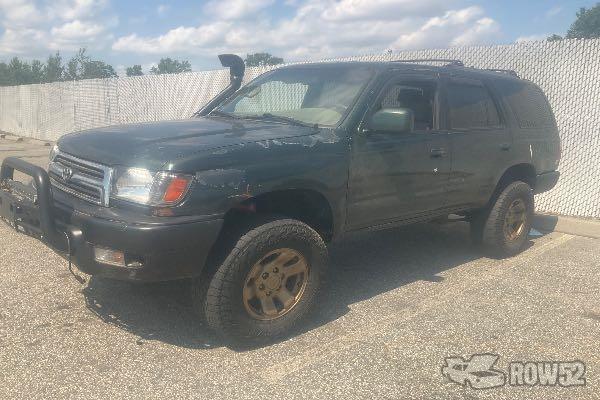 Photo of 2000 Toyota 4Runner