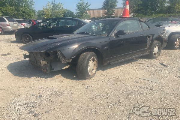Photo of 2002 Ford Mustang