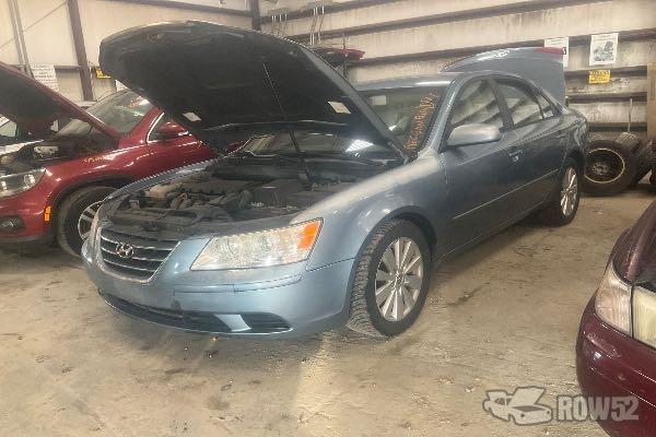 Photo of 2010 Hyundai Sonata