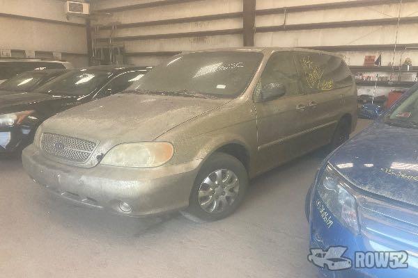 Photo of 2004 Kia Sedona
