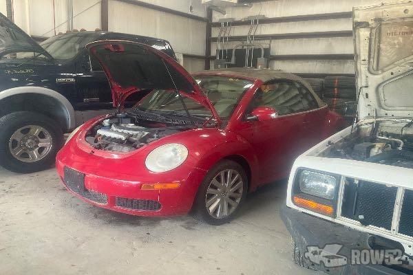 Photo of 2009 Volkswagen New Beetle