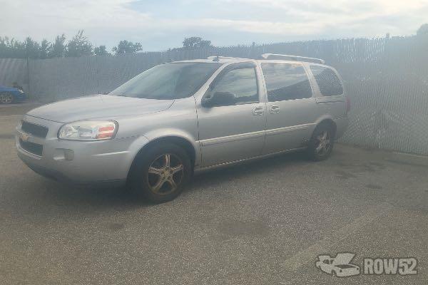 Photo of 2005 Chevrolet Uplander