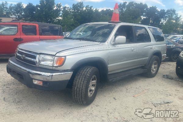 Photo of 2000 Toyota 4Runner