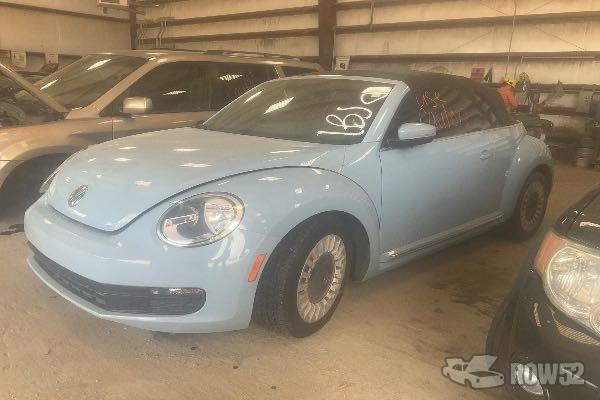 Photo of 2014 Volkswagen Beetle