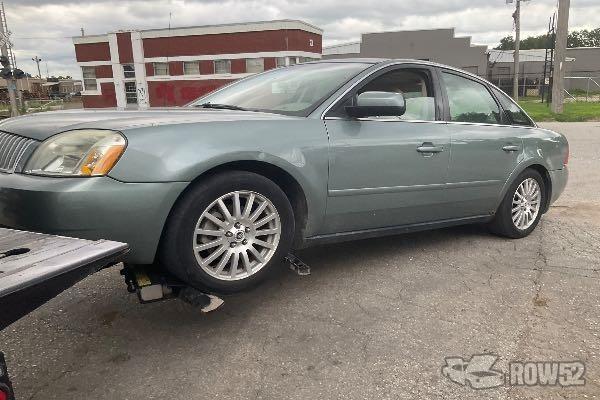 Photo of 2005 Mercury Montego