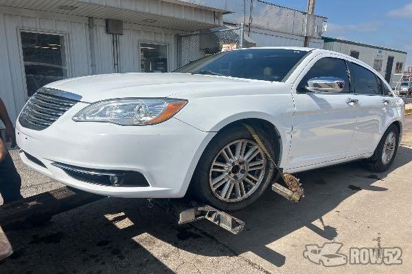 Photo of 2012 Chrysler 200
