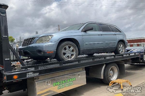 Photo of 2005 Chrysler Pacifica
