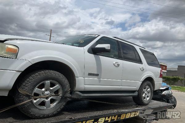 Photo of 2012 Ford Expedition