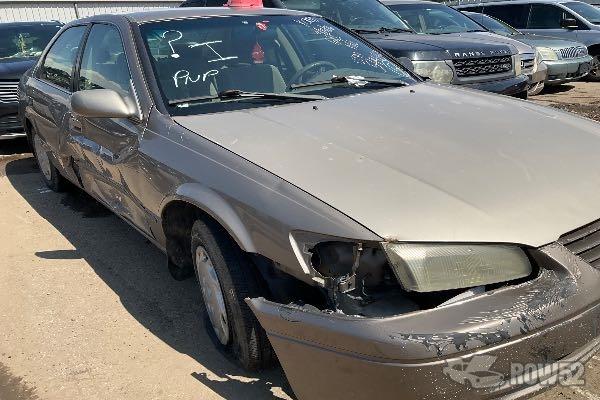 Photo of 1999 Toyota Camry