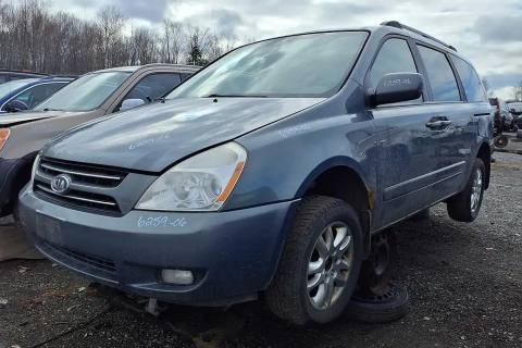 Photo of 2006 Kia Sedona