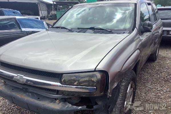 Photo of 2002 Chevrolet Trailblazer