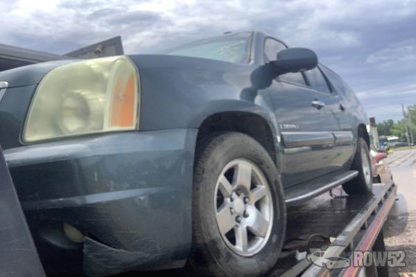 Photo of 2007 GMC Yukon Denali
