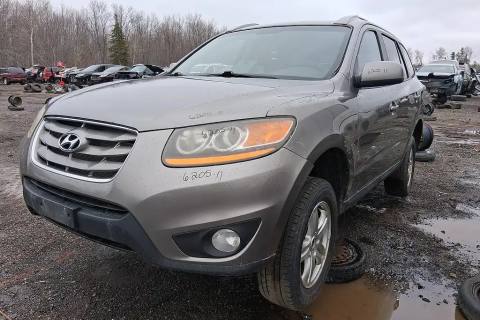 Photo of 2011 Hyundai Santa Fe