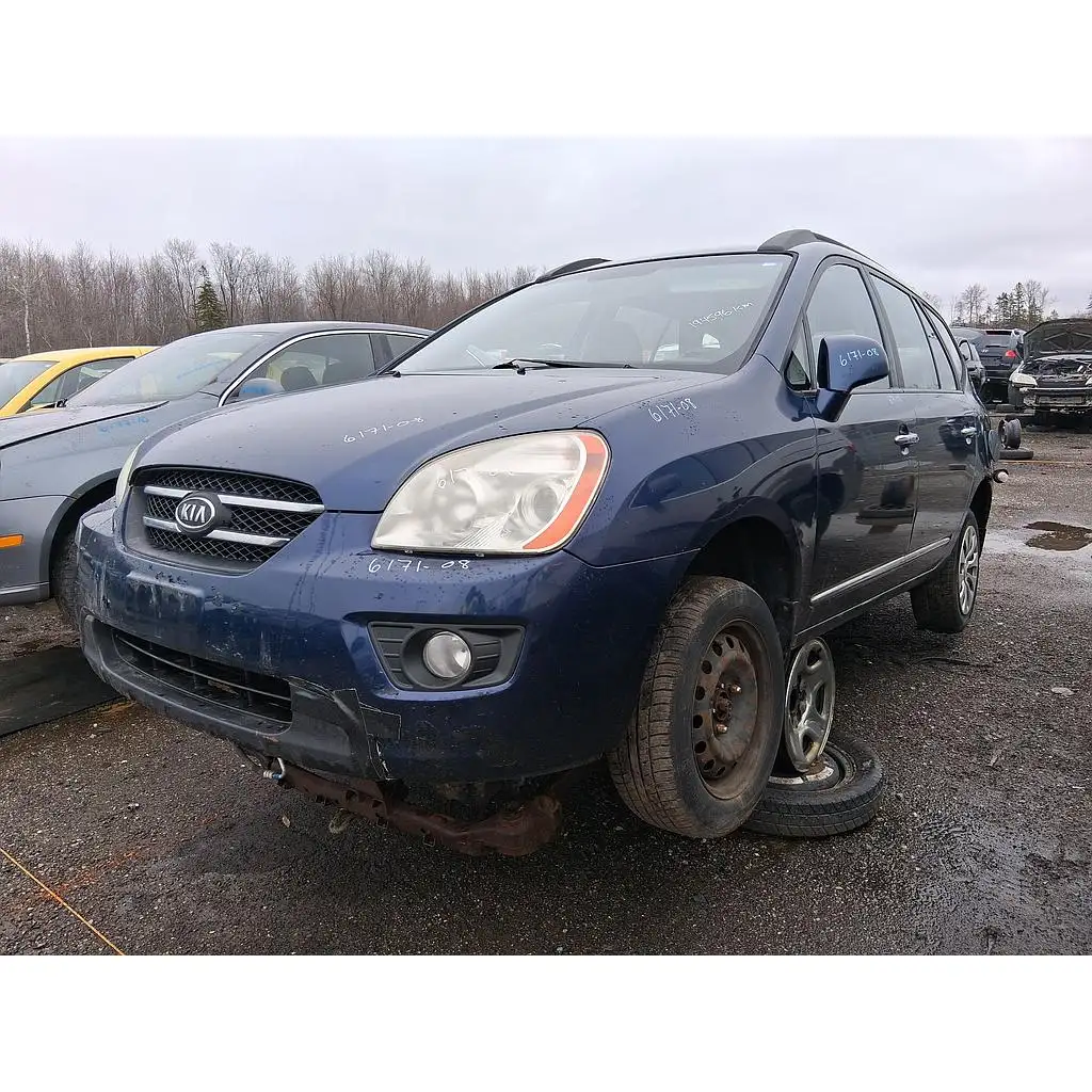 Photo of 2008 Kia Rondo