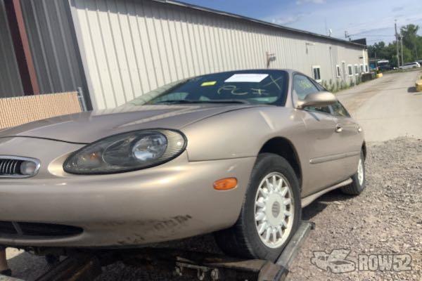 Photo of 1998 Mercury Sable