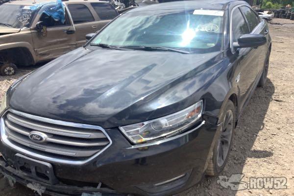 Photo of 2013 Ford Taurus